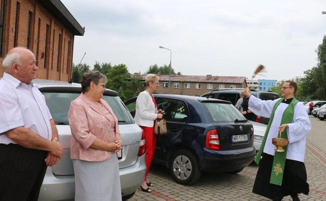 Błogosławieństwo samochodów i kierowców