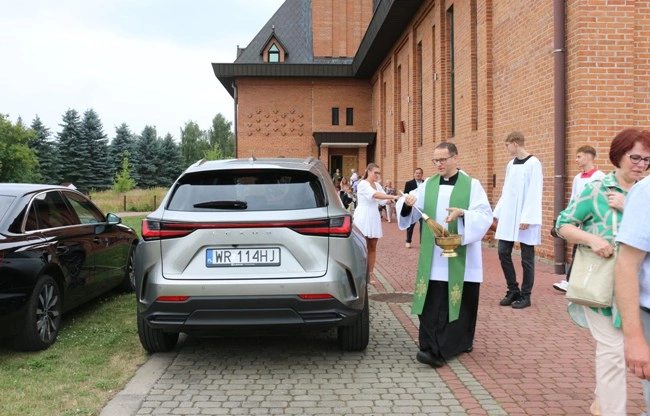 Błogosławieństwo samochodów i kierowców