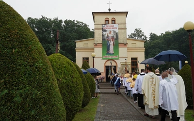 Milicz. Św. Anna uczy ufności