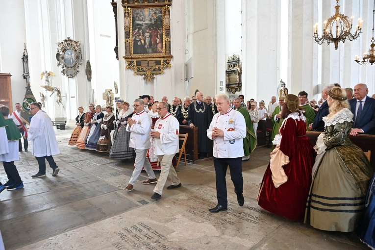 30. Święto Chleba w Gdańsku - Msza św. w bazylice Mariackiej