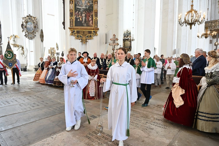 30. Święto Chleba w Gdańsku - Msza św. w bazylice Mariackiej