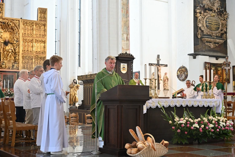 30. Święto Chleba w Gdańsku - Msza św. w bazylice Mariackiej