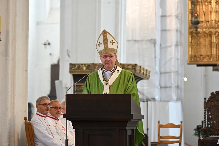30. Święto Chleba w Gdańsku - Msza św. w bazylice Mariackiej
