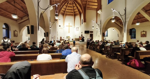 53 kilometry modlitwy, cz. I