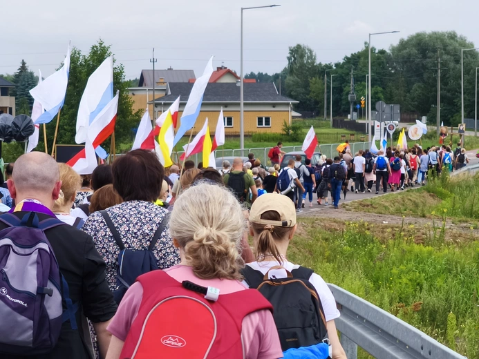 53 kilometry modlitwy, cz. II