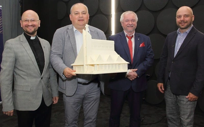 Poczuć ten kościół 