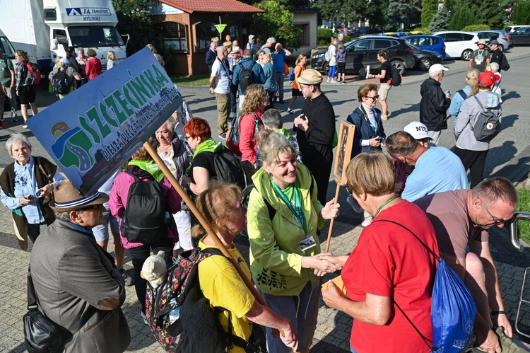 Wyruszają na Jasną Górę