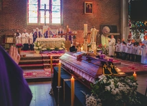 Ks. Piotr zmarł 18 lipca, w 34. roku kapłaństwa.