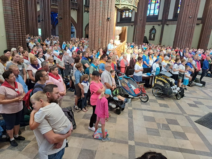 80. Pielgrzymka Rybnicka - wymarsz z Rybnika