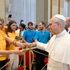 Nowo ochrzczeni młodzi Francuzi zachwyceni spotkaniem z Papieżem