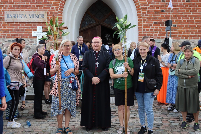 Pielgrzymi wyruszyli na Jasną Górę