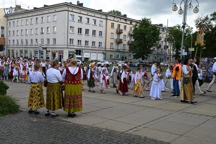 Ponad 7 dni wędrowali do Matki 
