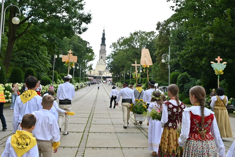 Ponad 7 dni wędrowali do Matki 