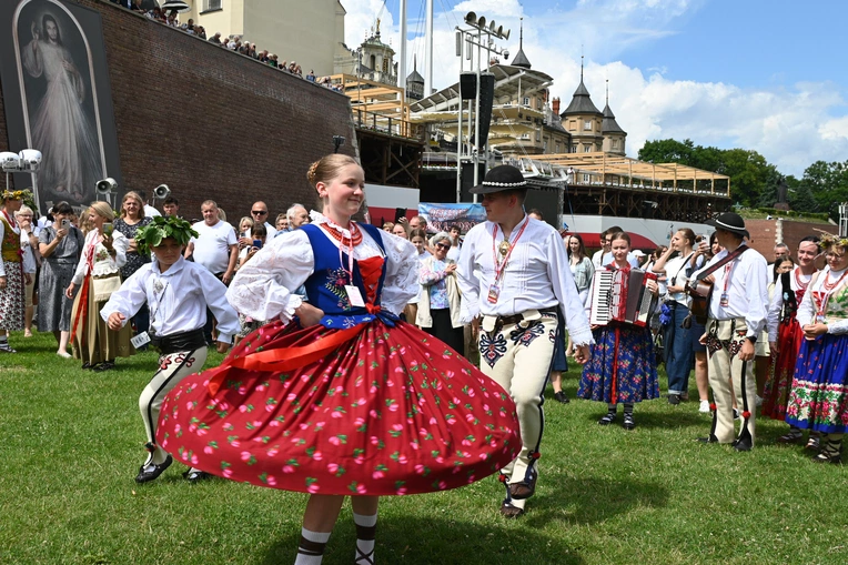 Ponad 7 dni wędrowali do Matki 