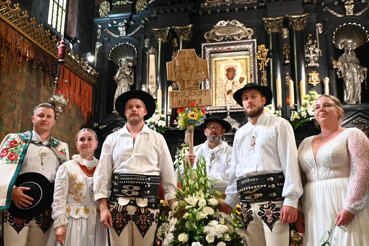 Ponad 7 dni wędrowali do Matki 