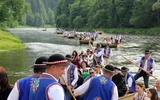 Sromowce Niżne to wioska, co z Dunajcem rozmawia i... świetnie się dogaduje