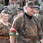 Msza św. i apel poległych na pl. Krasińskich