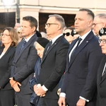 Msza św. i apel poległych na pl. Krasińskich