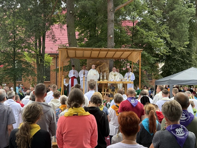 80. Pielgrzymka Rybnicka - postój w Miotku