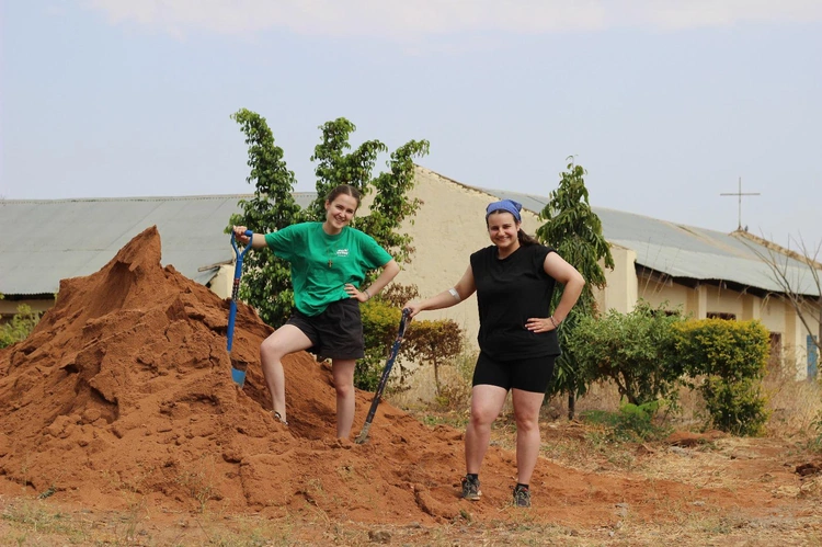 Członkowie AKM na misji w Kenii