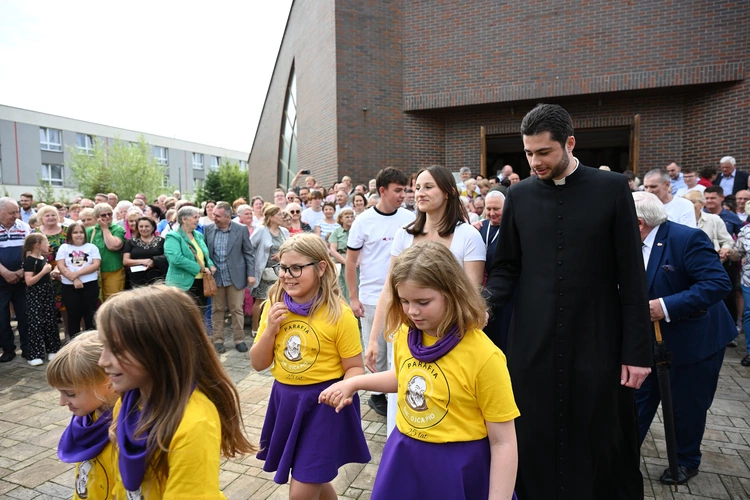 25 lat parafii pw. św. o. Pio na gdańskim Ujeścisku