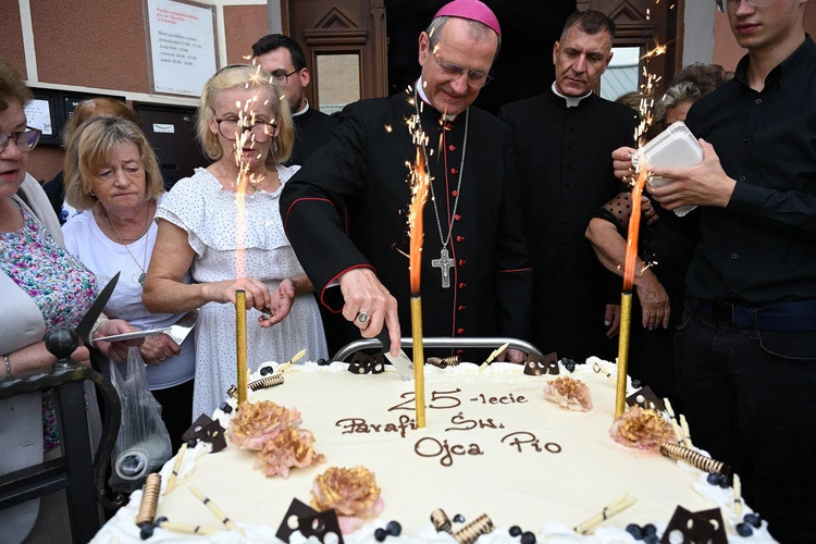 25 lat parafii pw. św. o. Pio na gdańskim Ujeścisku