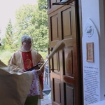 Popowo Kościelne. Poświęcenie cegły z Dzrwi Świętych bazyliki św. Piotra w Watykanie