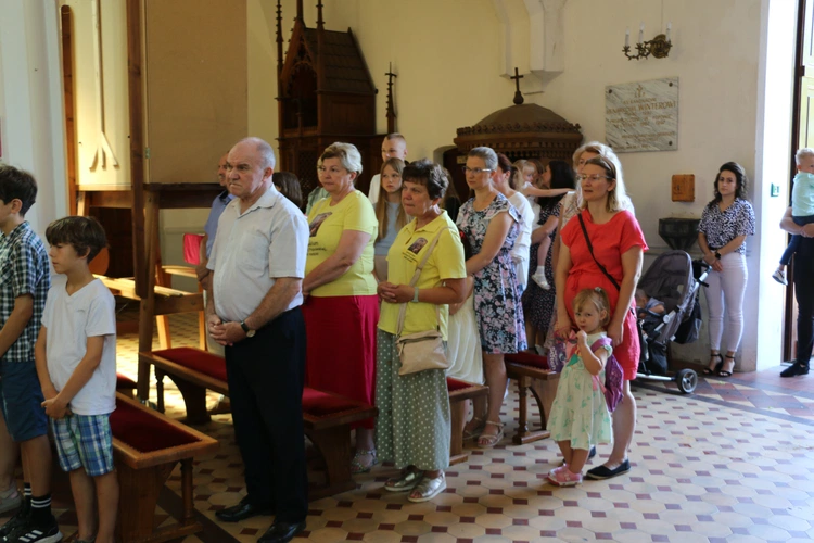 Popowo Kościelne. Poświęcenie cegły z Dzrwi Świętych bazyliki św. Piotra w Watykanie
