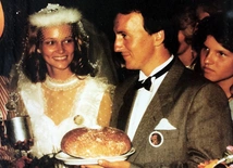 37 lat temu wzięli ślub na pieszej pielgrzymce. A potem związali się z nią na całe życie