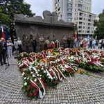 Przy Pomniku Ofiar Rzezi Woli