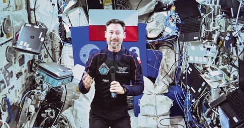 Kosmiczna misja polskiego astronauty trwa