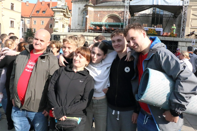 Kraków. Ruszyli ku Jasnej Górze