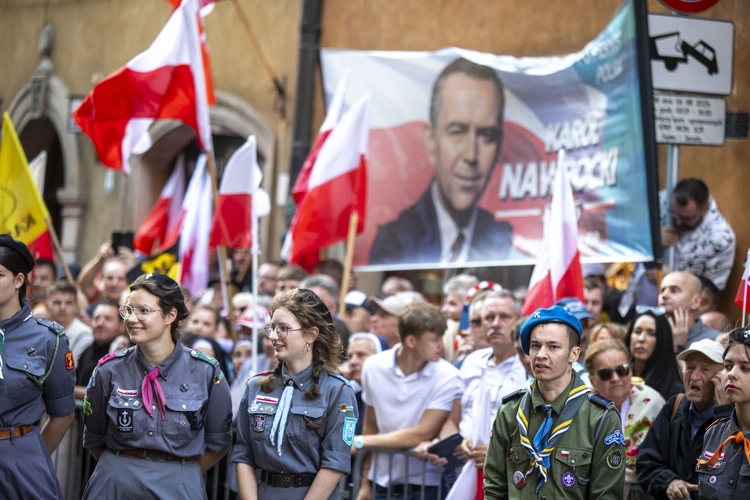 Tłumy na ulicach Starego Miasta witały nowego prezydenta
