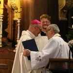 Szczawin Kościelny. Konsekracja ołtarza