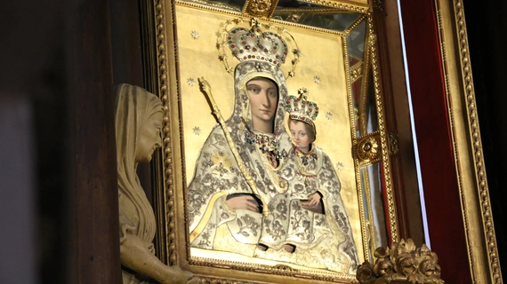 Szczawin Kościelny. Konsekracja ołtarza