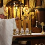 Szczawin Kościelny. Konsekracja ołtarza