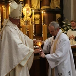 Szczawin Kościelny. Konsekracja ołtarza