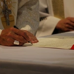 Szczawin Kościelny. Konsekracja ołtarza