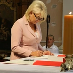 Szczawin Kościelny. Konsekracja ołtarza