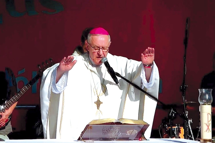 Podczas Mszy św. sprawowanej 30 lipca bp Edward Dajczak posłał uczestników z misją głoszenia Ewangelii. 