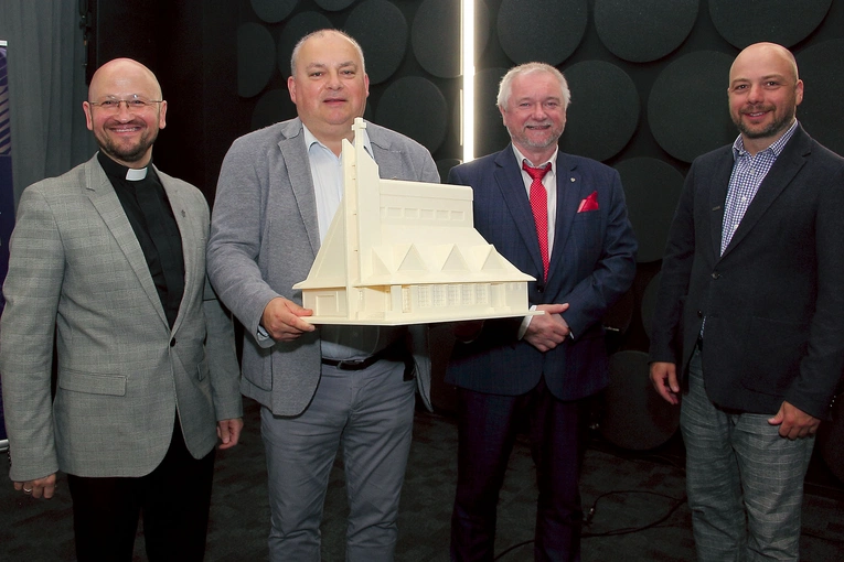 Od lewej: ks. Marcin Piotrowski, dr Tomasz Królikowski, Jacek Kawałek, dr Krzysztof Wasilewski.