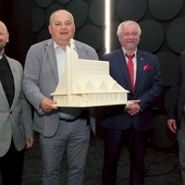 Od lewej: ks. Marcin Piotrowski, dr Tomasz Królikowski, Jacek Kawałek, dr Krzysztof Wasilewski.