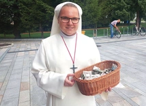 S. Gianna zachęcała do wsparcia misjonarzy.