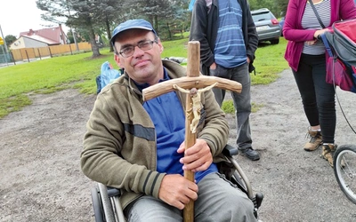 Pieszo, na wózkach, rowerach – niepełnosprawni też pielgrzymują!  