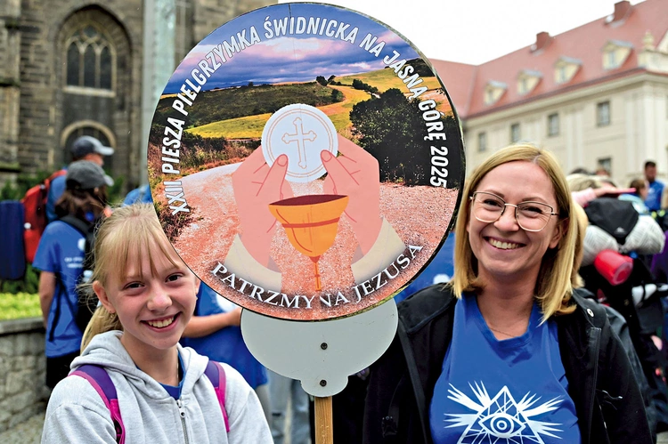 W tym roku połączono mniejsze grupy pielgrzymkowe,  co ułatwia organizację.