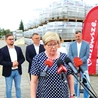 Konferencja prasowa  przed szpitalem na Józefowie w Radomiu.