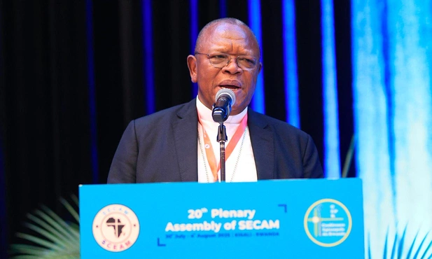 kardynał Fridolin Ambongo