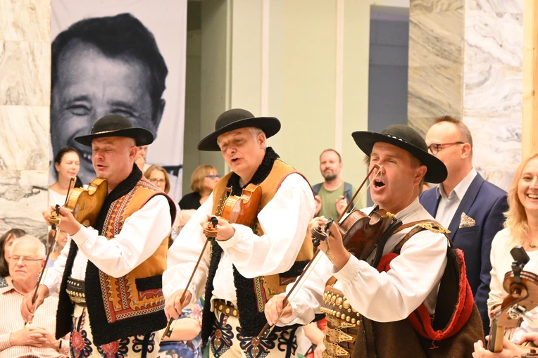 Tischner w centrum Warszawy