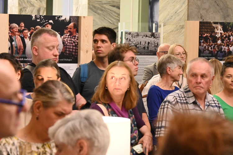 Tischner w centrum Warszawy