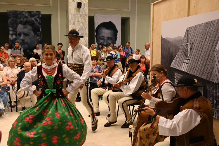 Tischner w centrum Warszawy